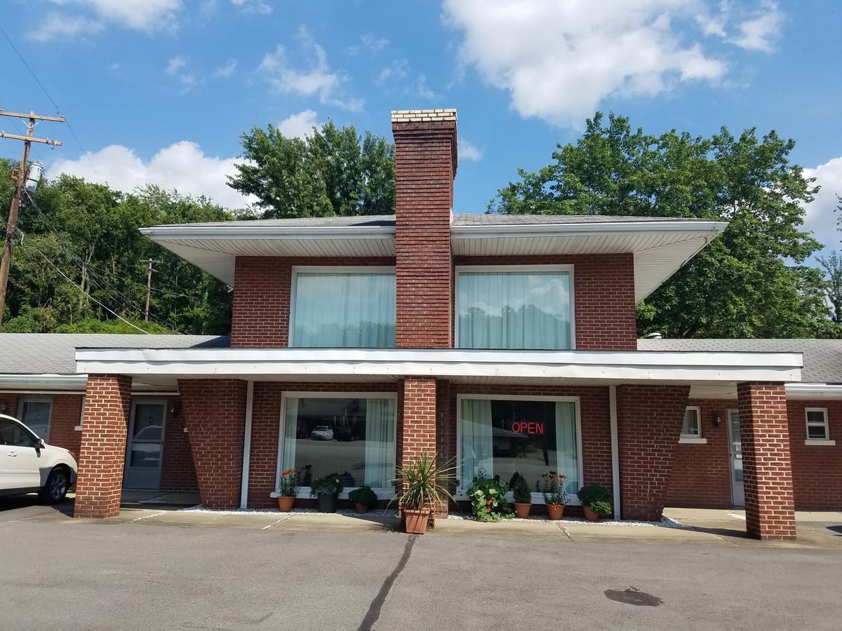 Melody Motor Lodge Connellsville Εξωτερικό φωτογραφία