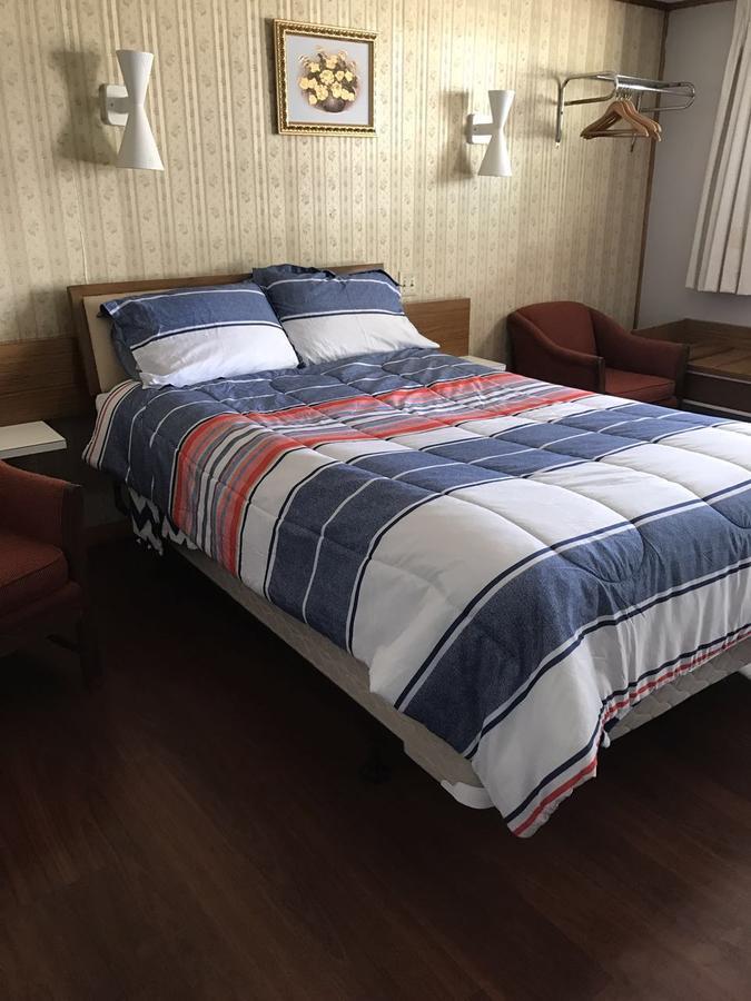 Melody Motor Lodge Connellsville Εξωτερικό φωτογραφία