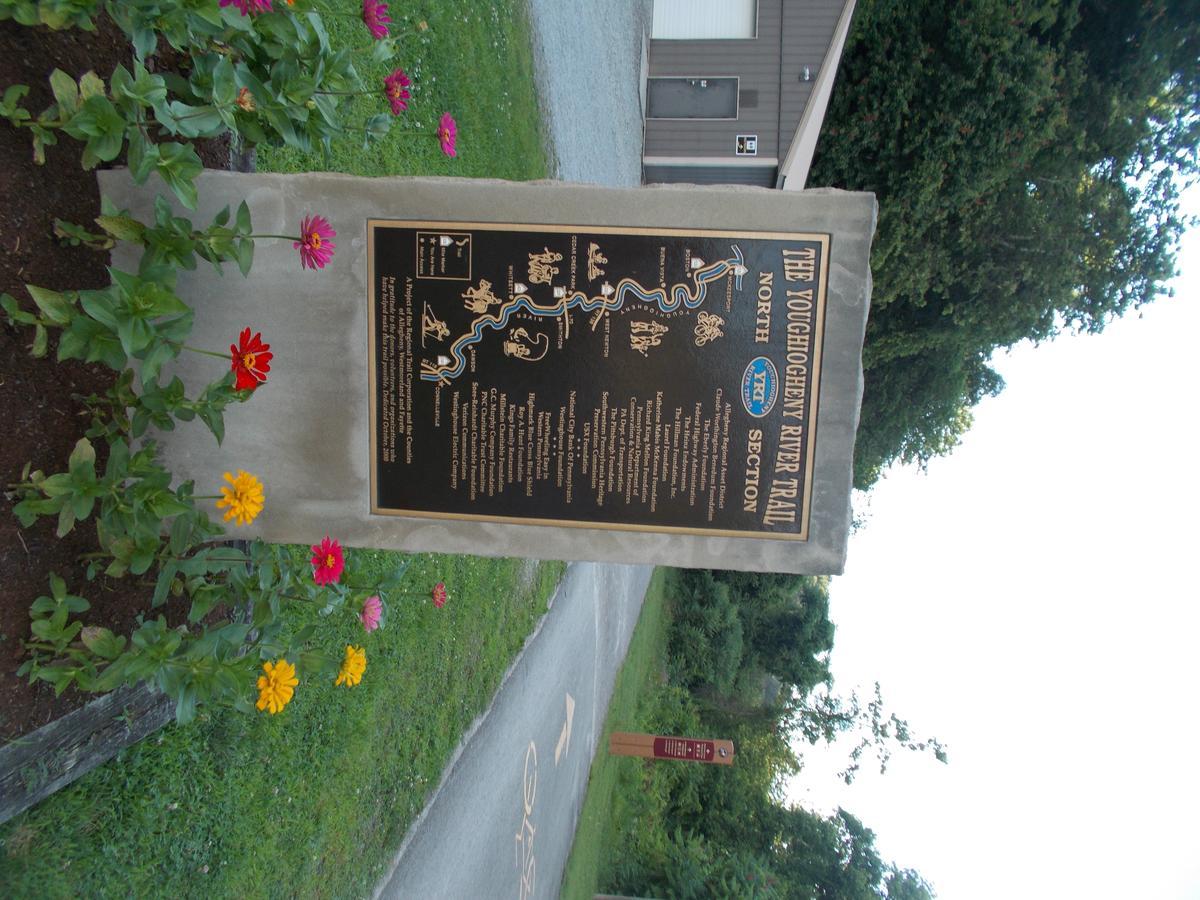 Melody Motor Lodge Connellsville Εξωτερικό φωτογραφία