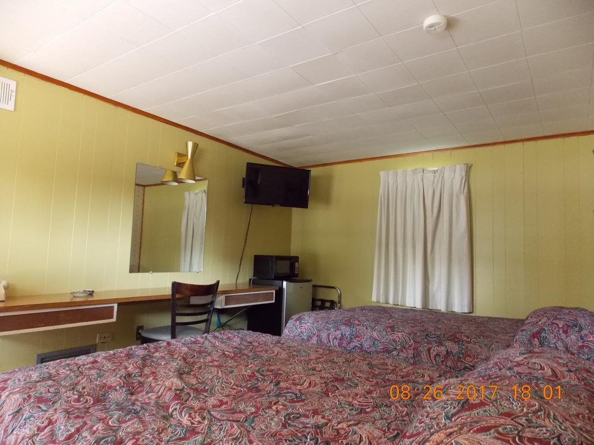 Melody Motor Lodge Connellsville Εξωτερικό φωτογραφία